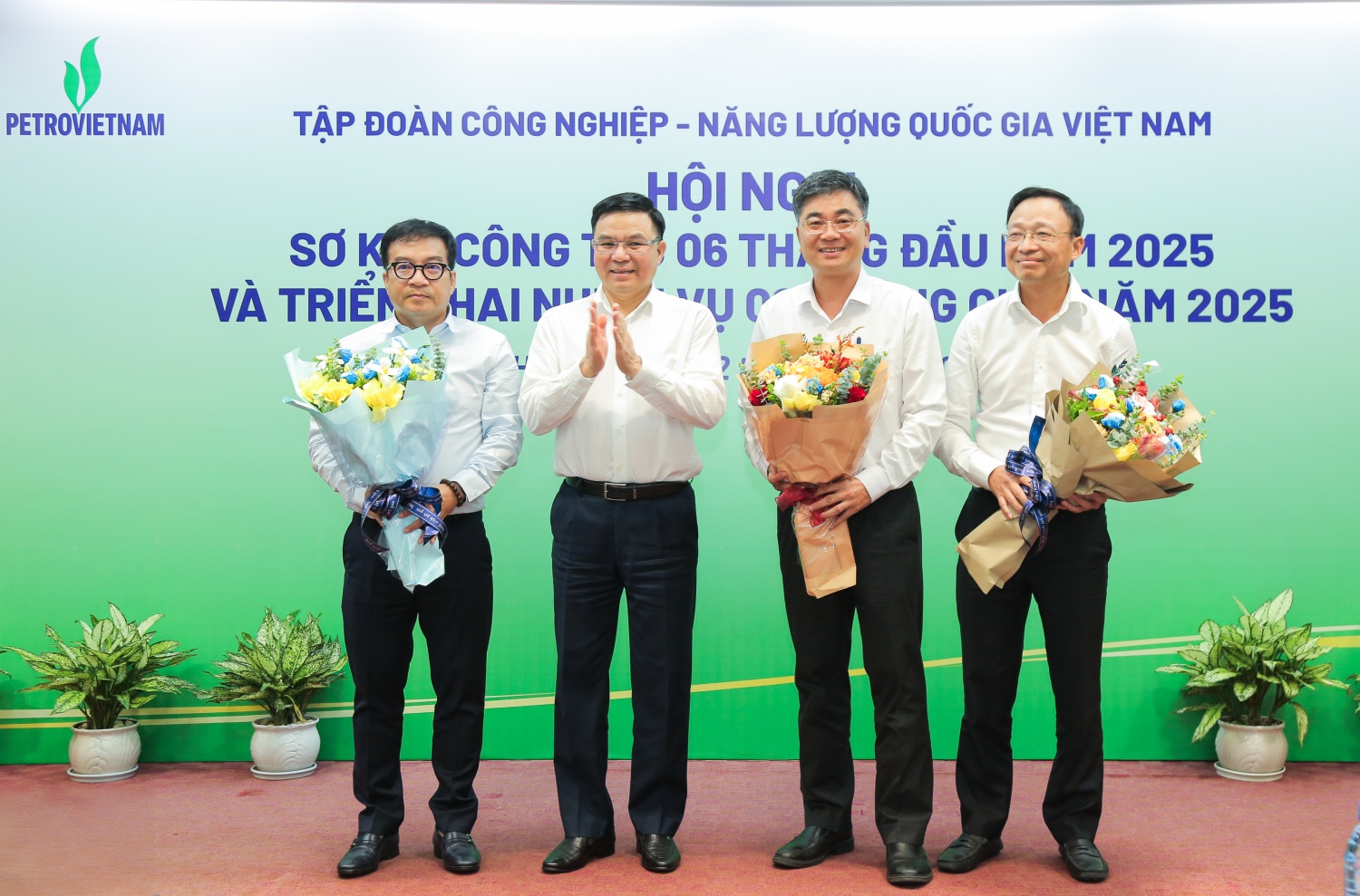 Tin moi nhat